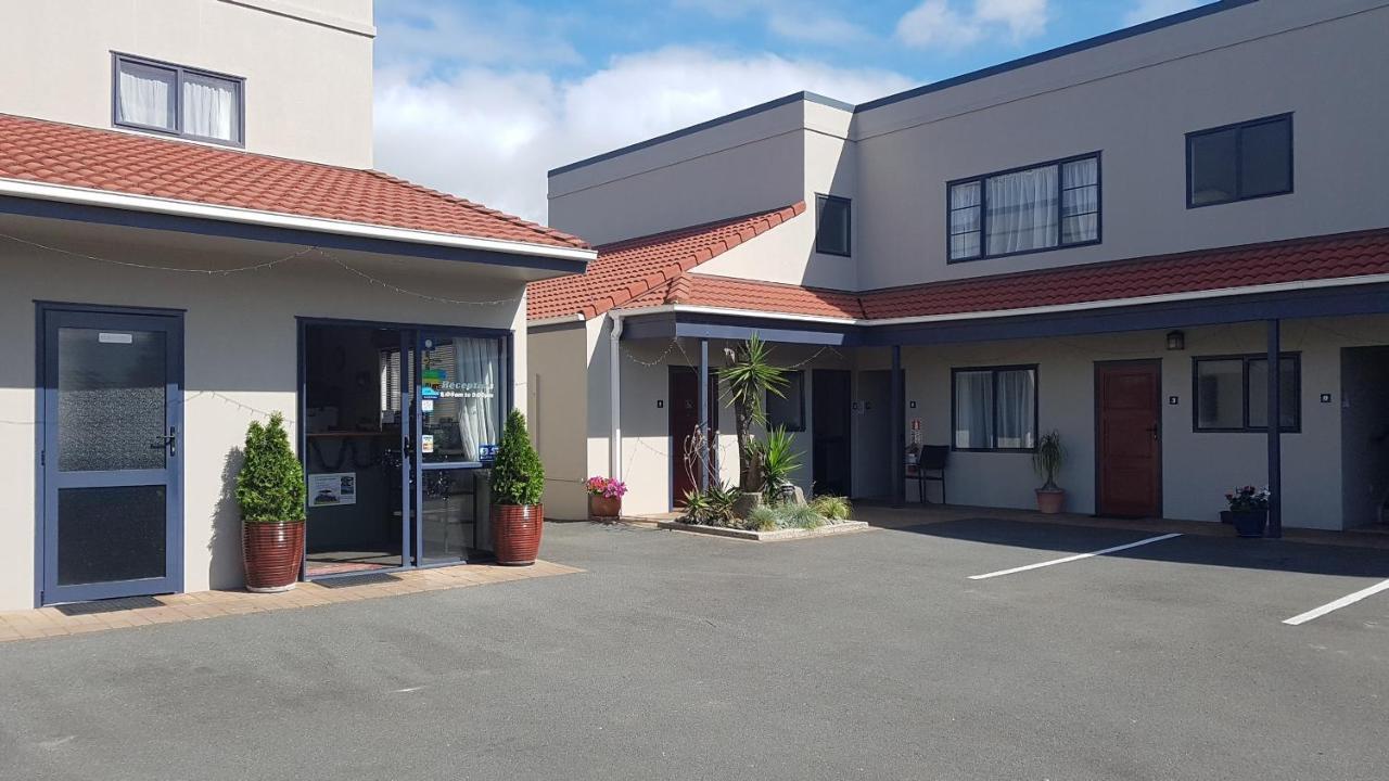 Palm Court Motel オトロハンガ エクステリア 写真